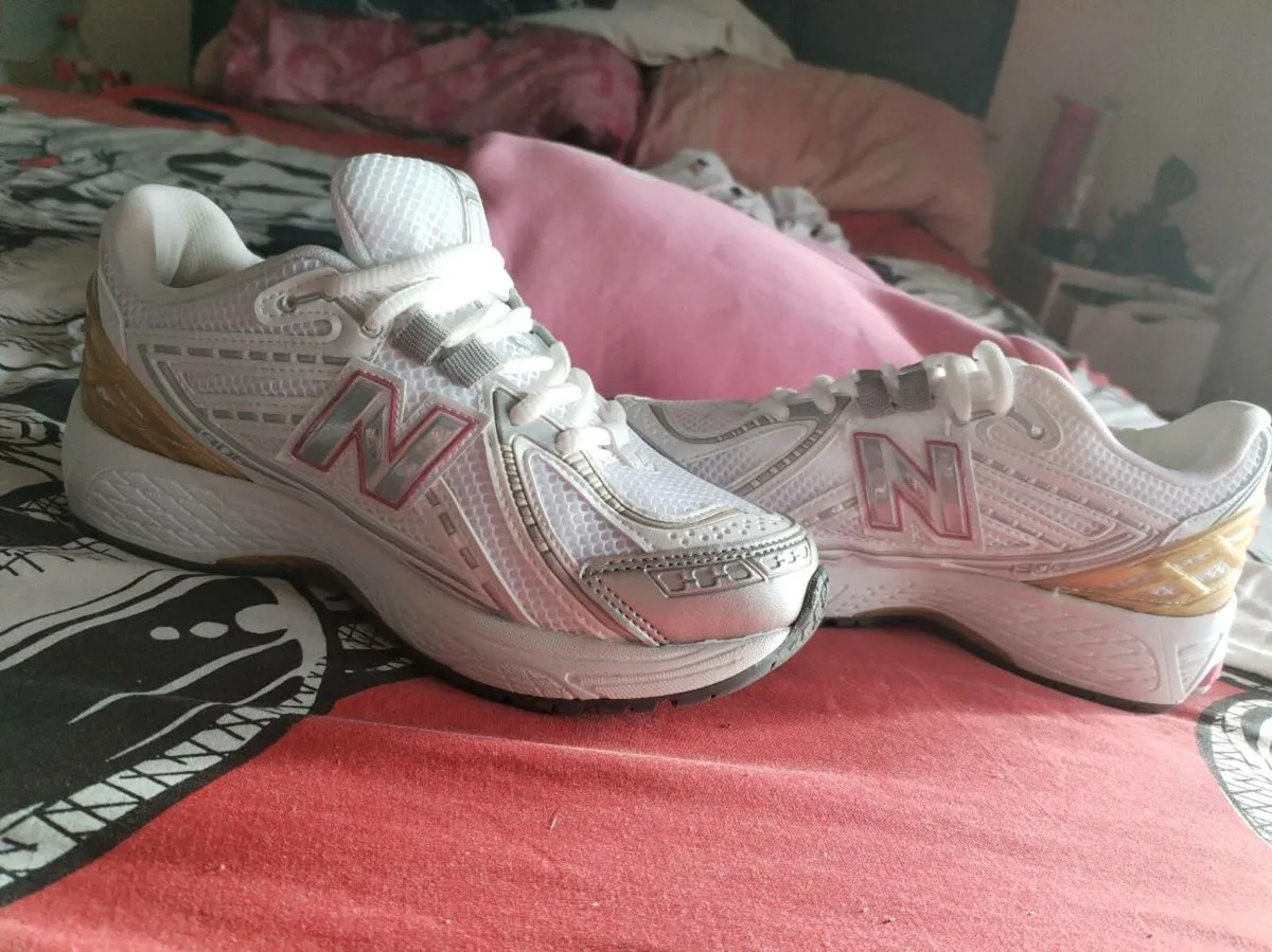 New Balance trainers - Image 3