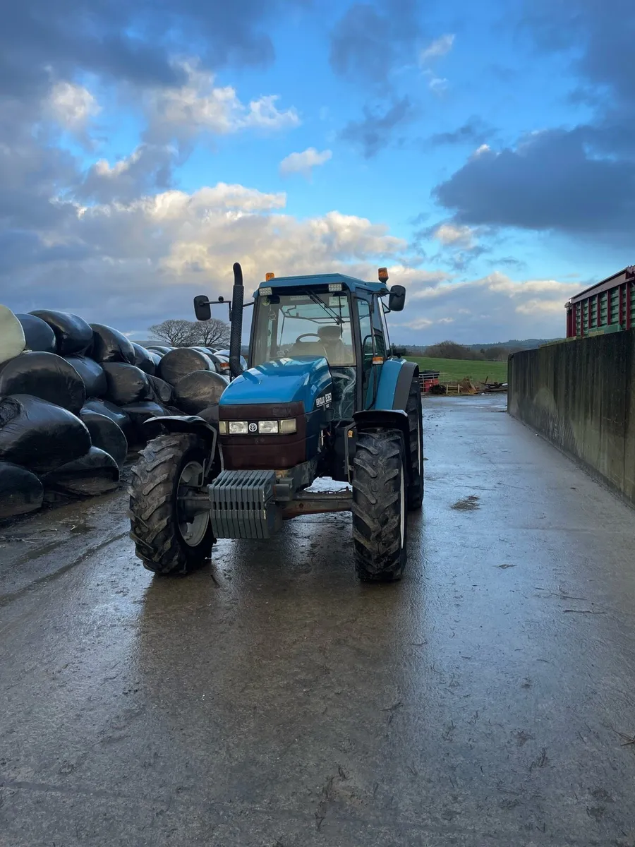 New Holland 8360 - Image 2
