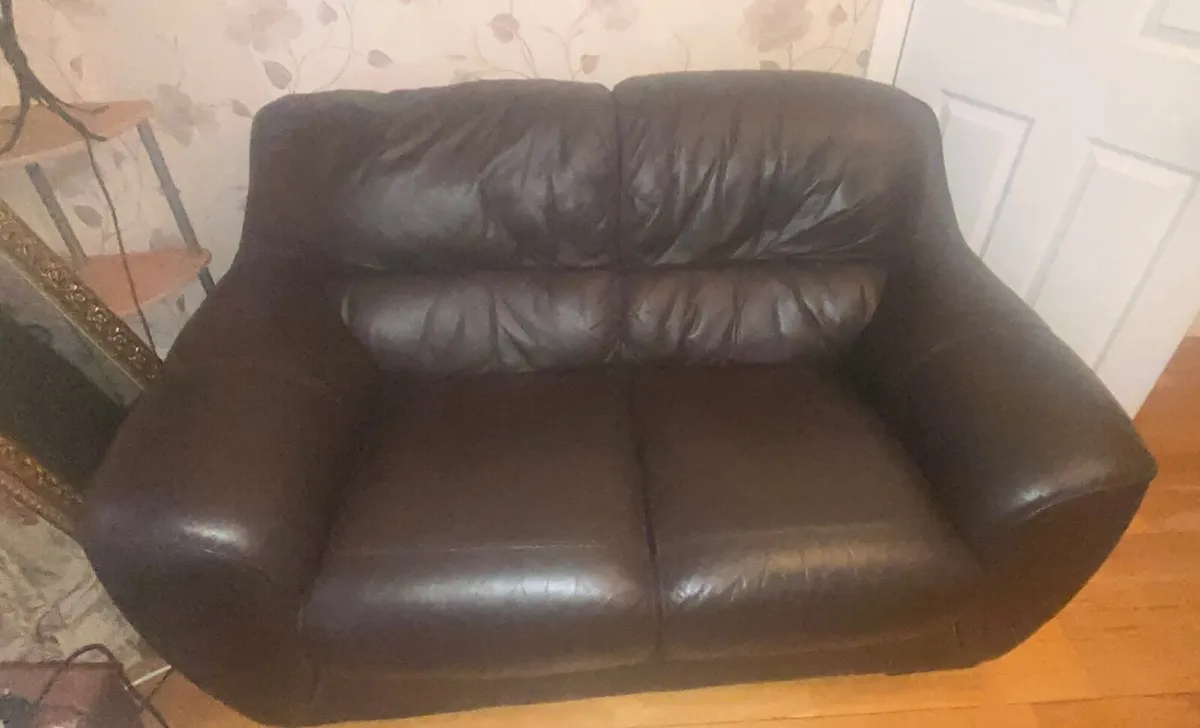 Brown leather sofa - Image 1