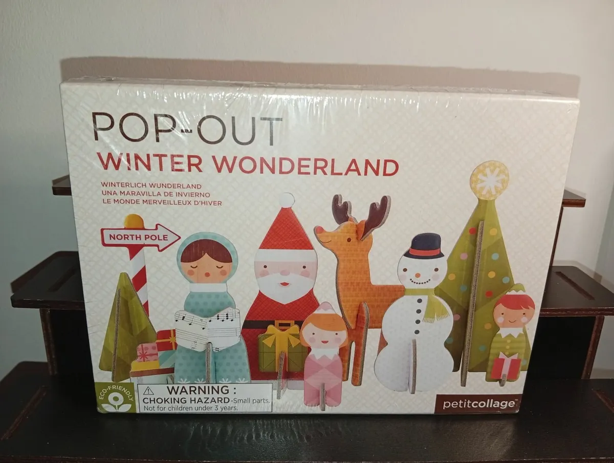 Pop Out Winter Wonderland Petitcollage Brand New - Image 1