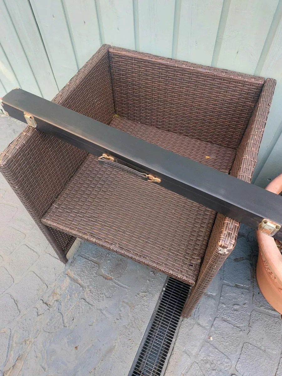 Pool cue in excellent condition - Image 4