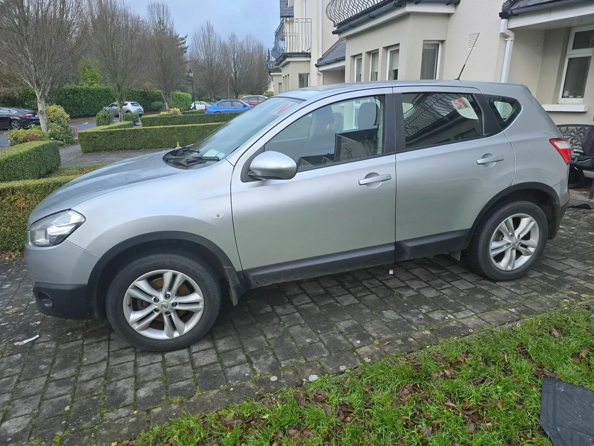 Nissan Qashqai 2011 - Image 1