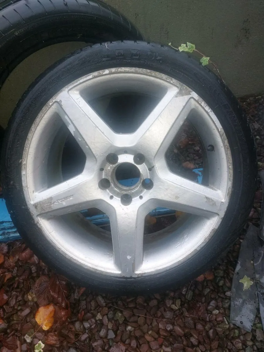 Alloy wheel
