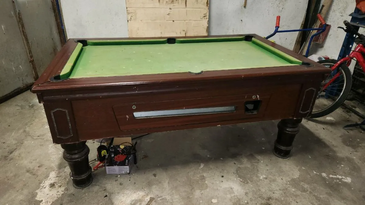 Pool table slate bed