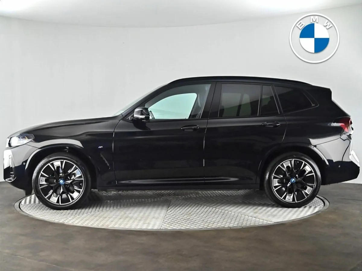 BMW iX3 M Sport Pro - Image 4