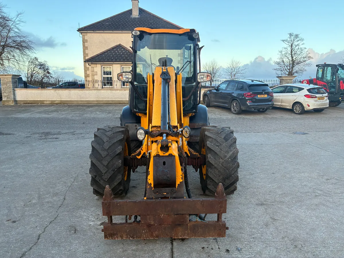 JCB TM220 - Image 4