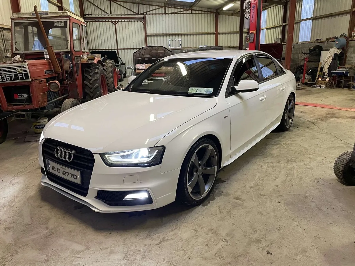 Audi A4 2012 - Image 1