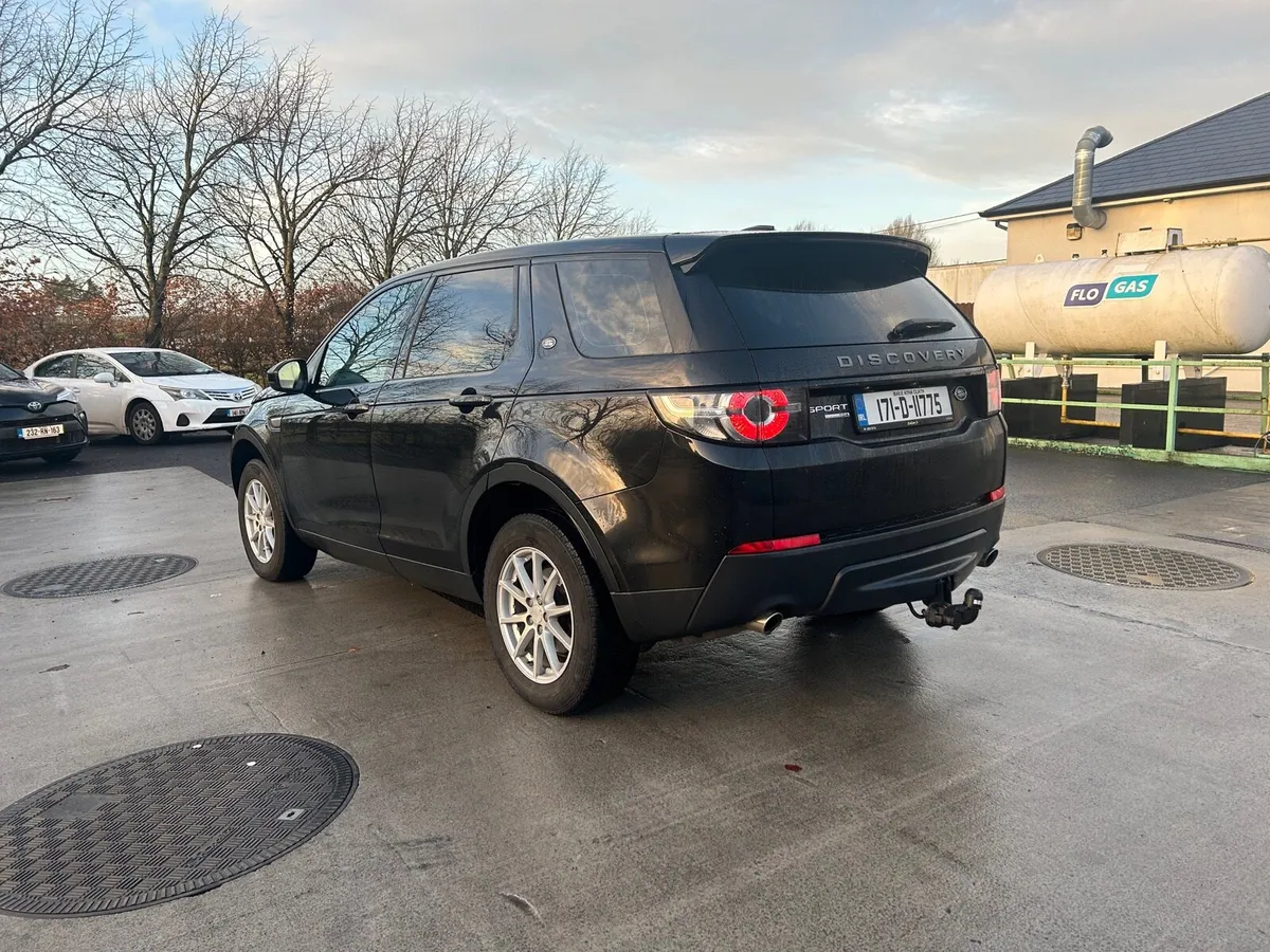 Landrover discovery sport 7 seater Jeep - Image 3