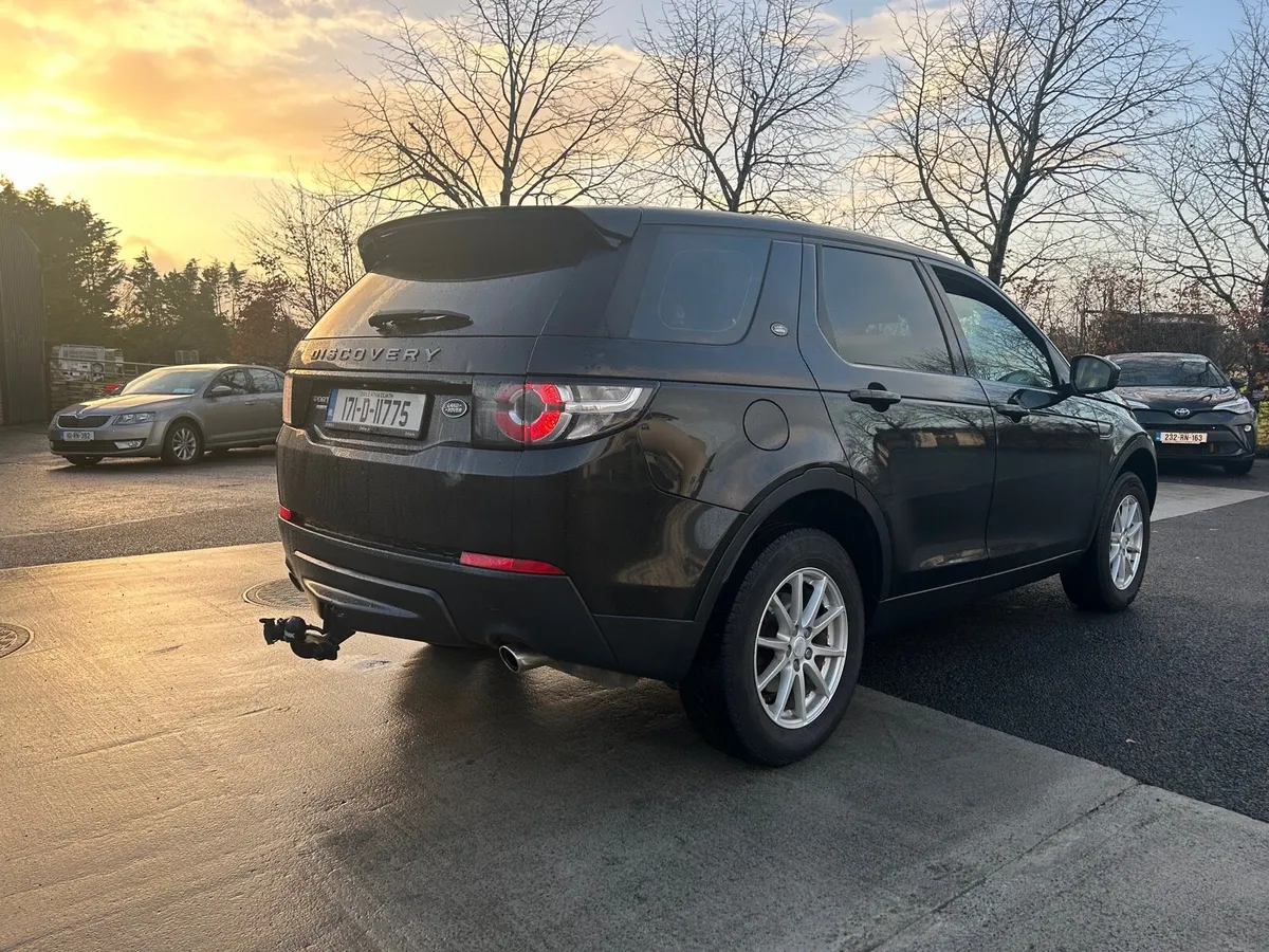 Landrover discovery sport 7 seater Jeep - Image 4