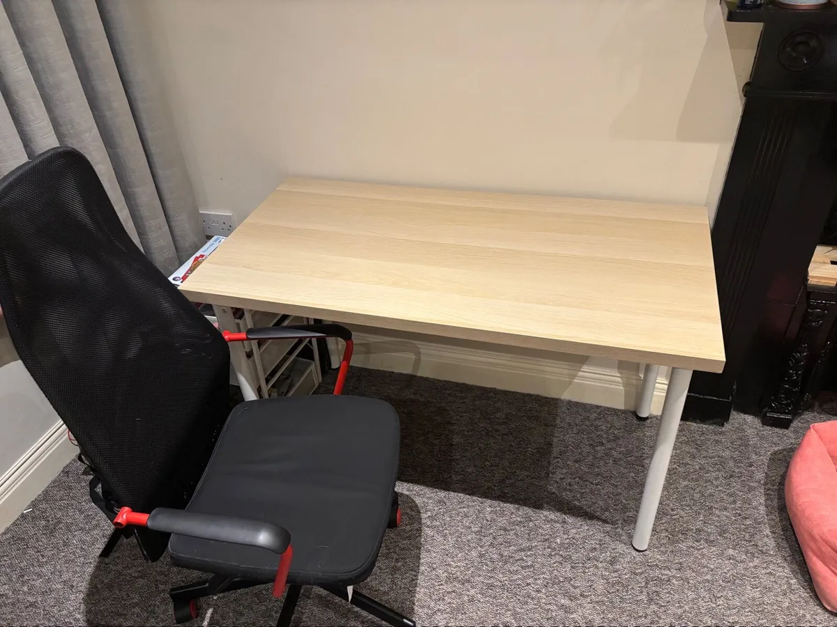 Desk + Ergonomic Gaming chair - Image 1