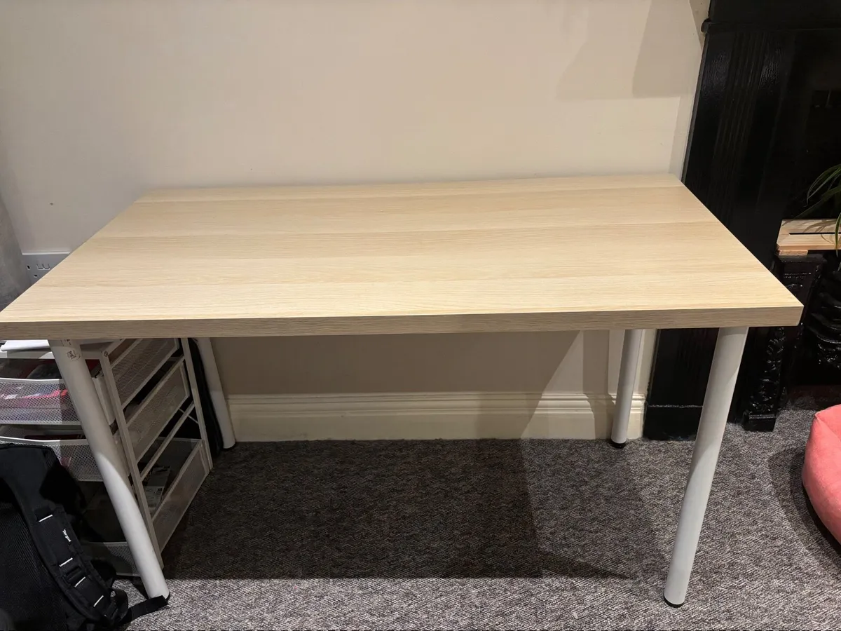 Desk + Ergonomic Gaming chair - Image 3