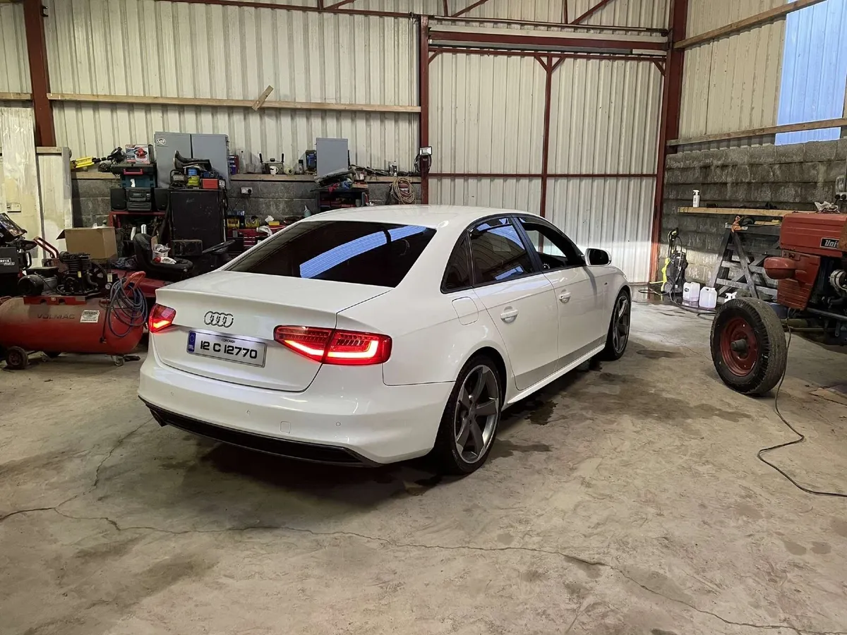 Audi A4 2012 - Image 3