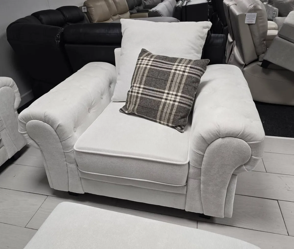 "Verona 3+2+1 White Few Slots Left " - Image 3