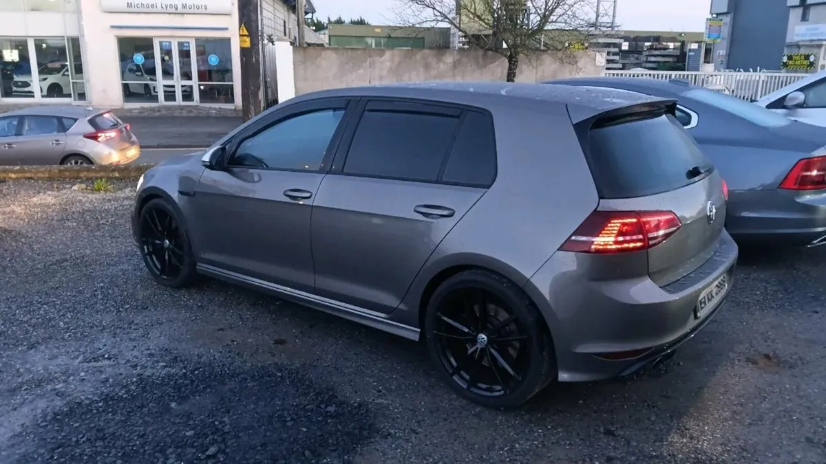 151 golf r - Image 1