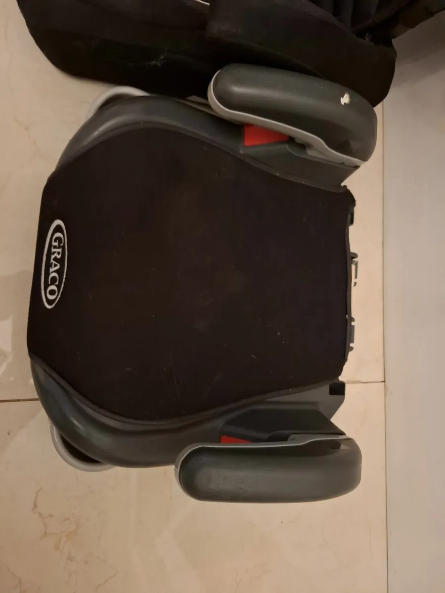 Kiddy Car Seat & Graco Booster - Image 4
