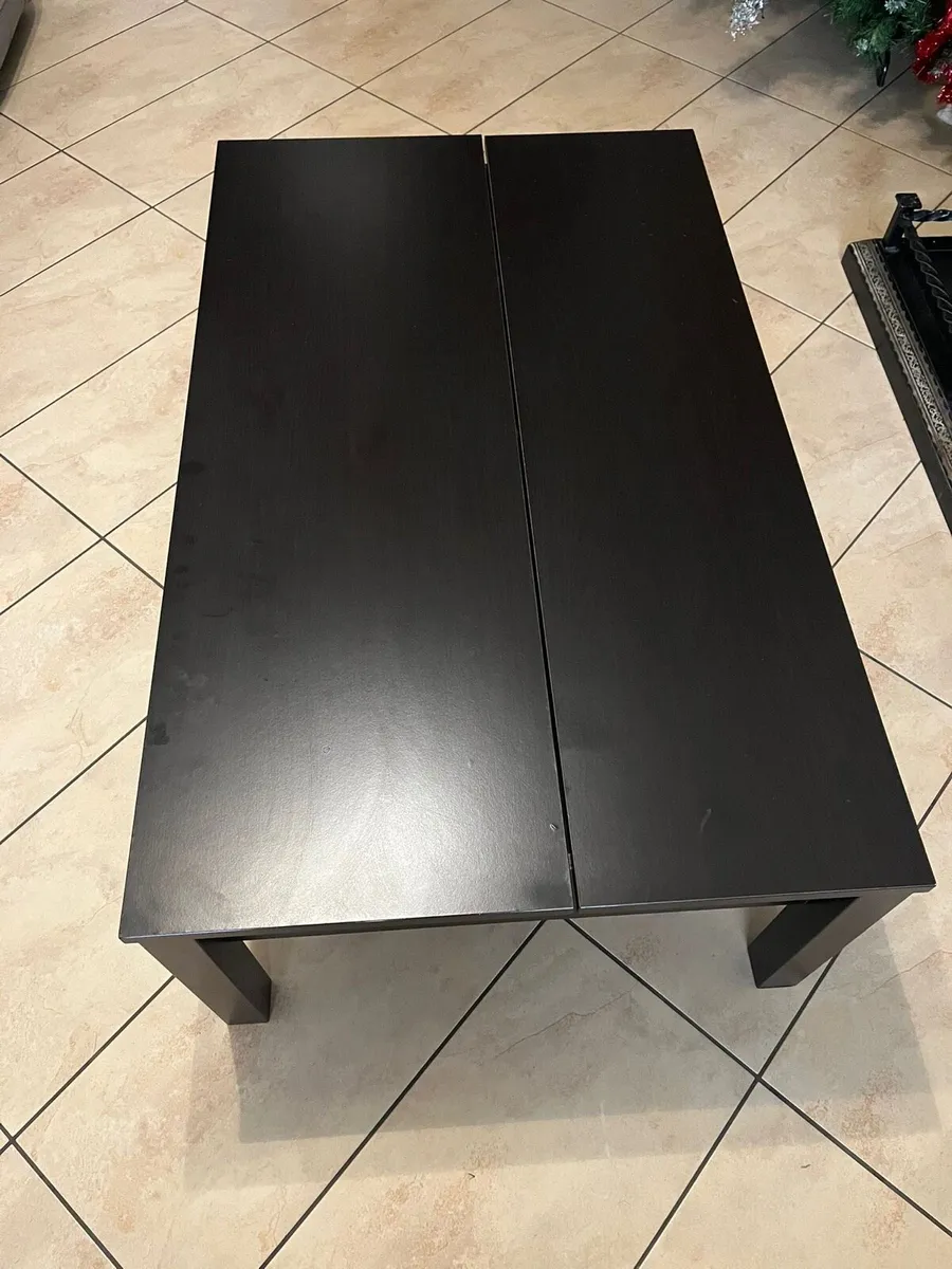 Sitting room table - Image 2