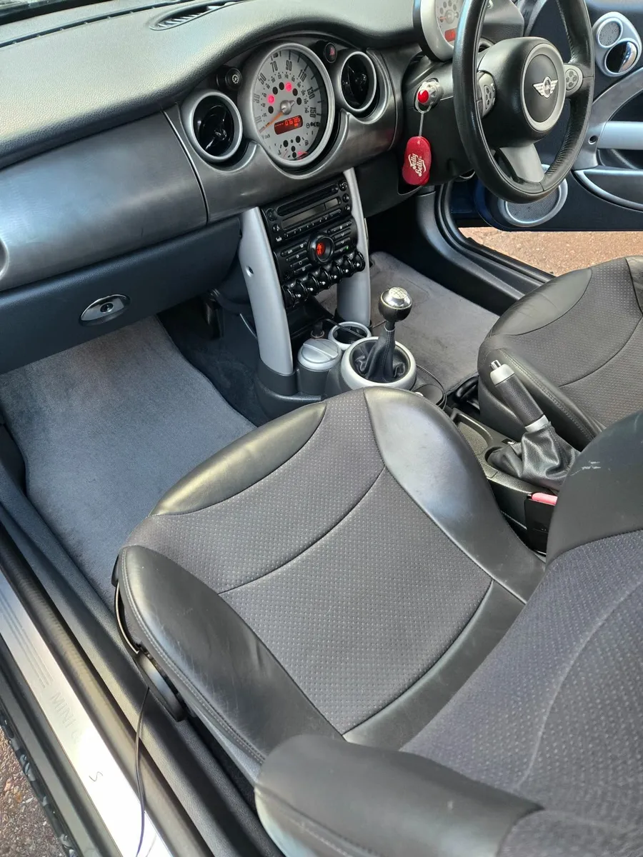 Mini Cooper 2005 - Image 3