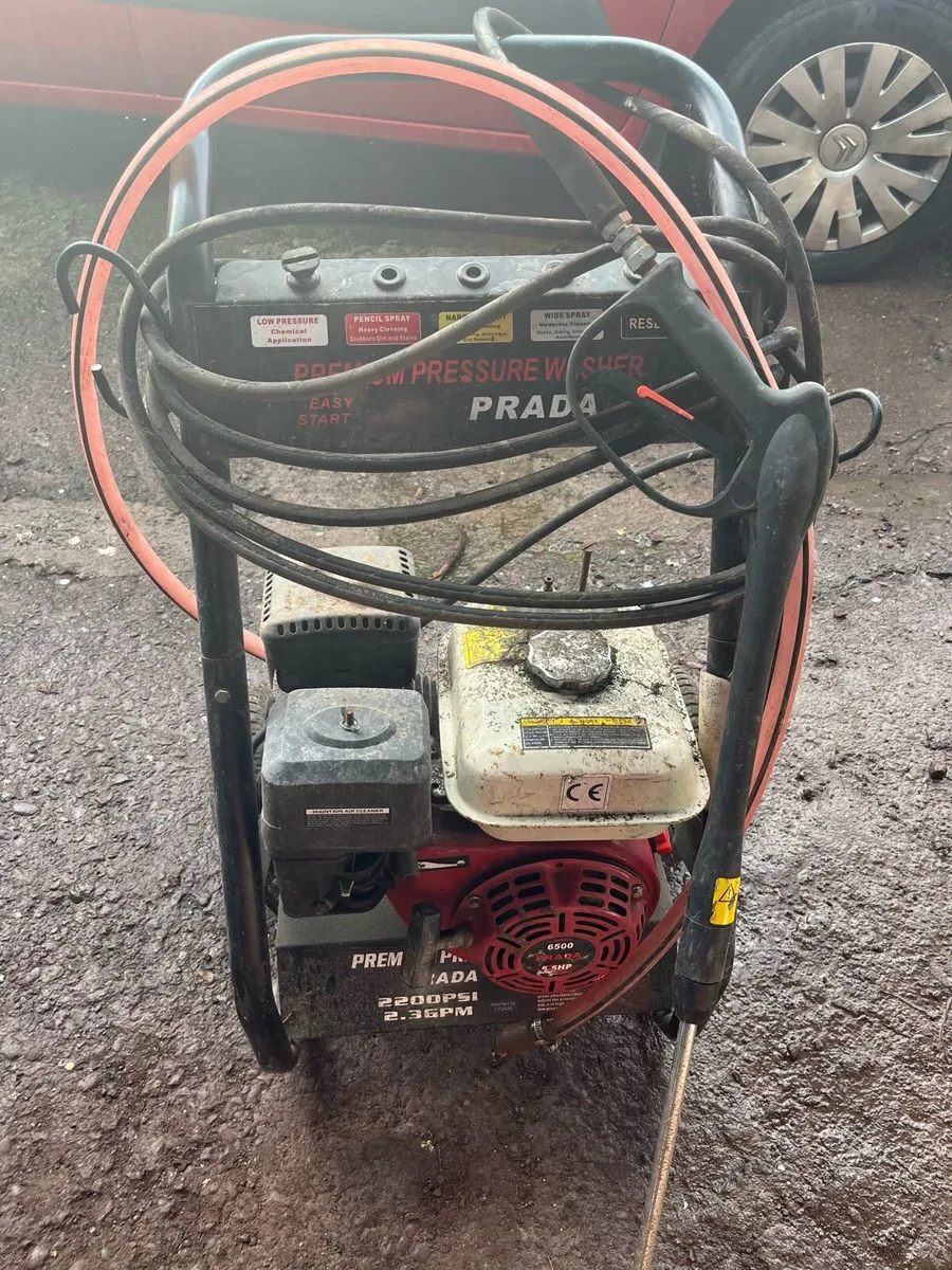 Wood chipper and powerwasher - Image 2