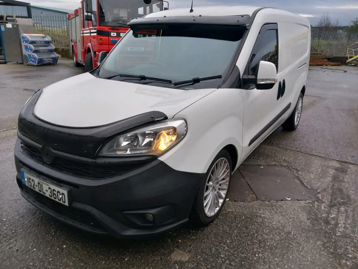 Fiat Doblo 2015 - Image 2