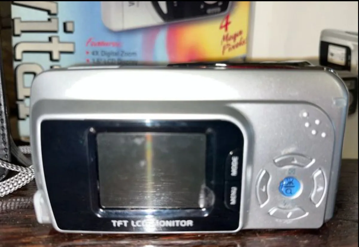 Digital camera Rare Vivitar Digital Camera - Image 3