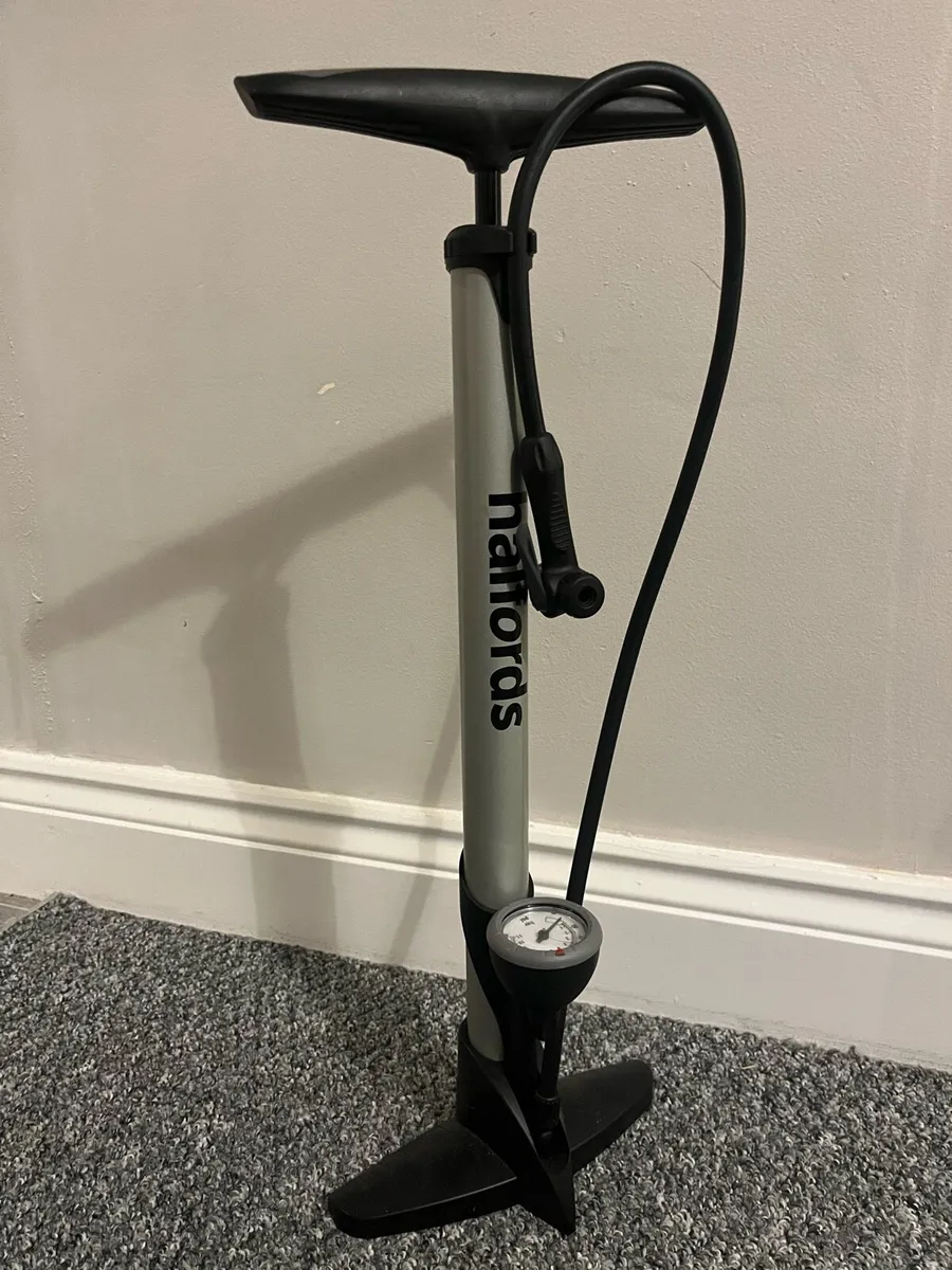 Halford Advanced Track Pump (bikes/escooters) - Image 4