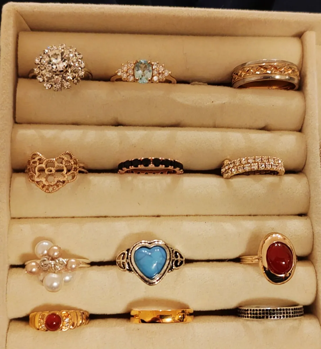 12 costume rings - Image 1