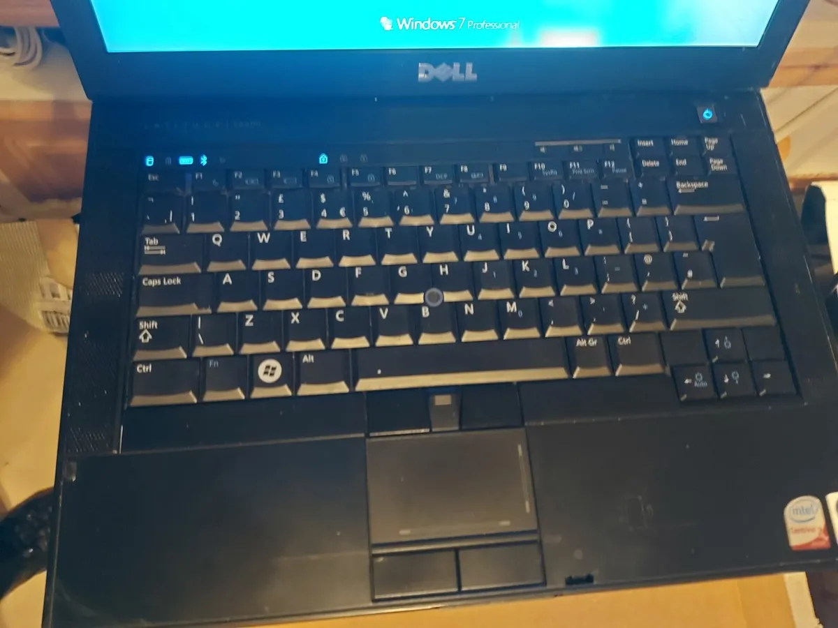 Dell Latitude E6400, Windows 7 Professional, 3GB - Image 1