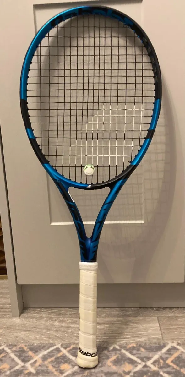 Tennis racket