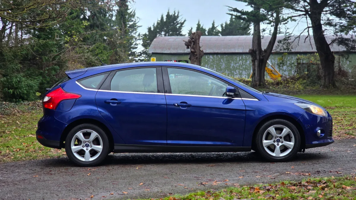 2014 Ford Focus 1.6 TDCI Zetec S HIGH SPEC - Image 3