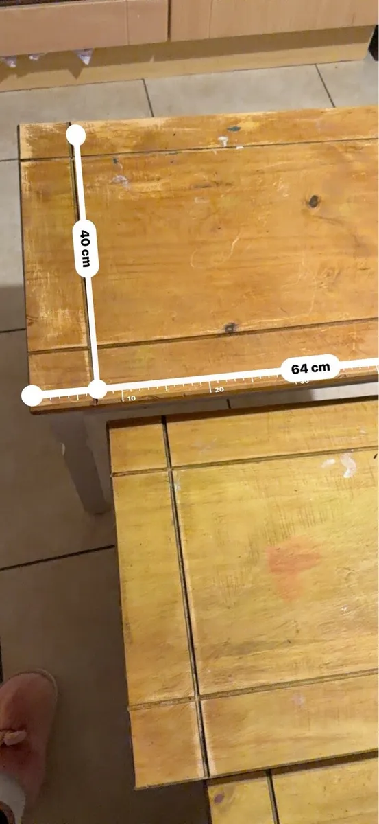 Pinewood nest of tables - Image 3