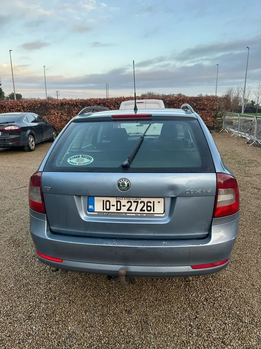 2010 Skoda Octavia - Image 4