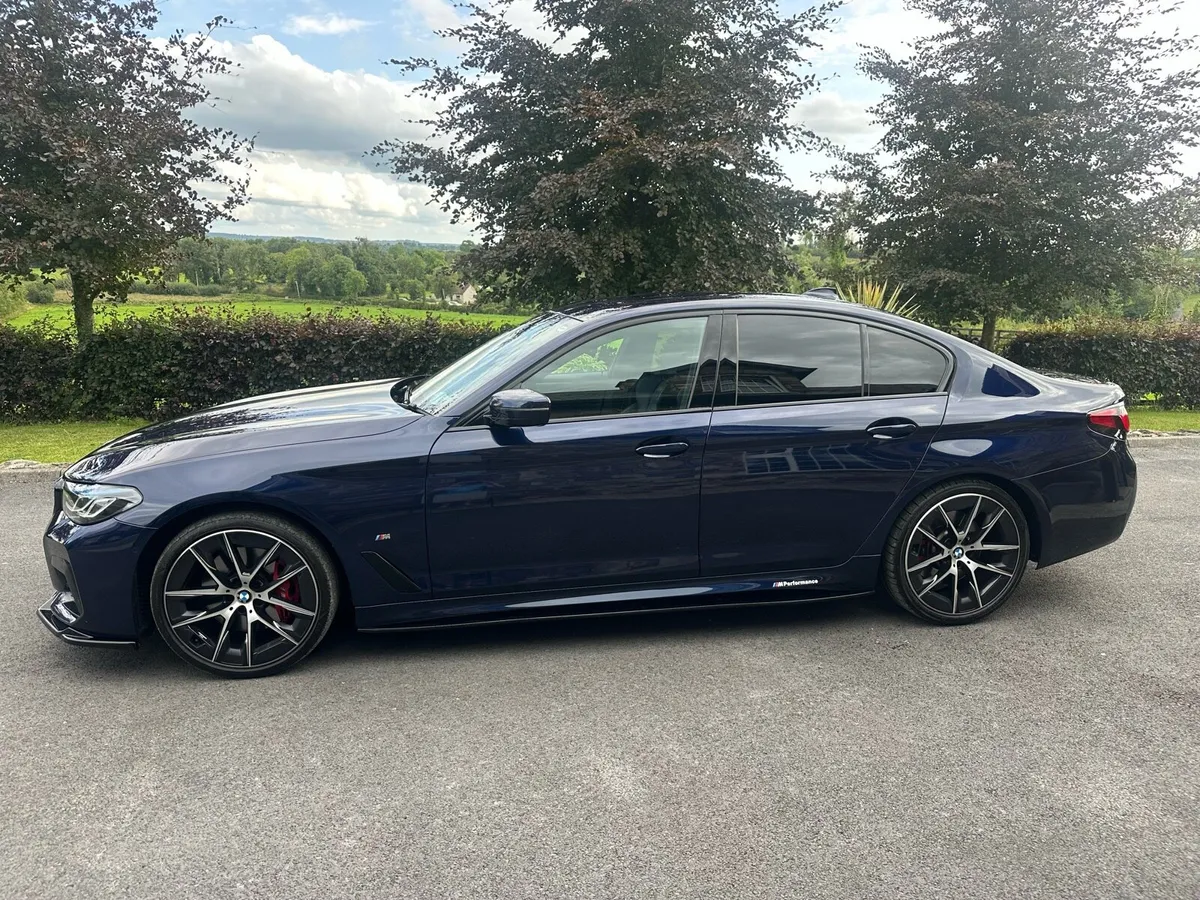 BMW 520D LCI MSPORT EDITION - Image 4
