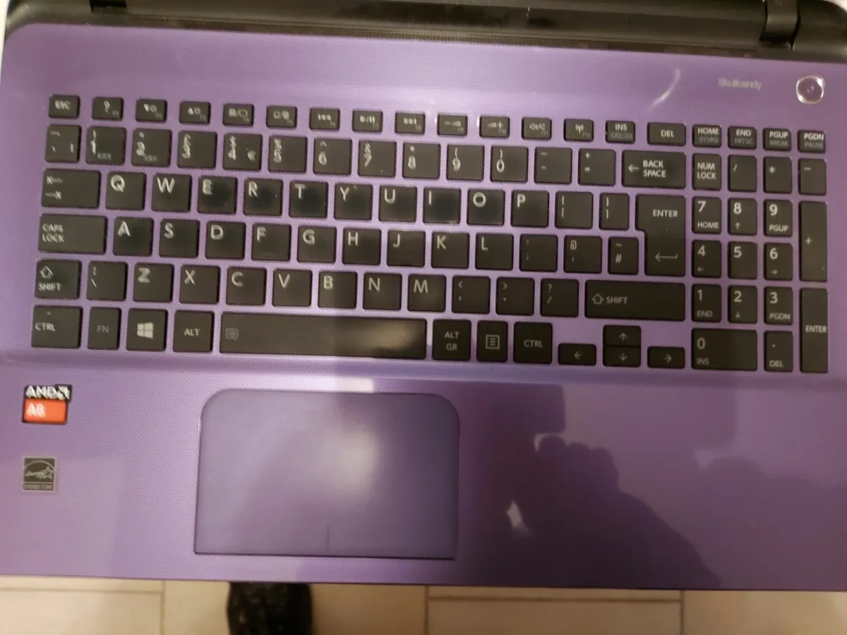 Toshiba Satellite 15.6 inch Laptop, 6GB Ram, 685GB - Image 2