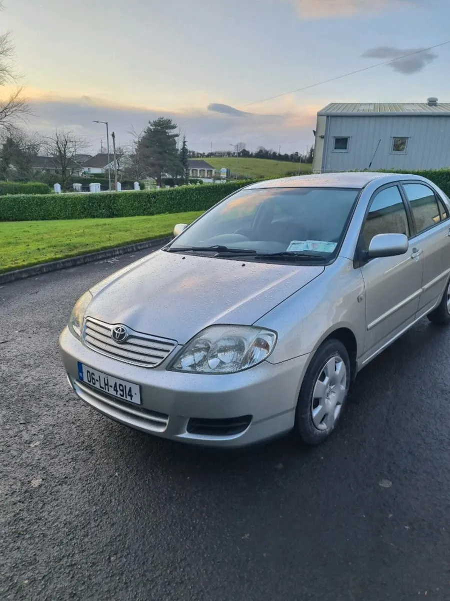 2006 Toyota Corolla - Image 2