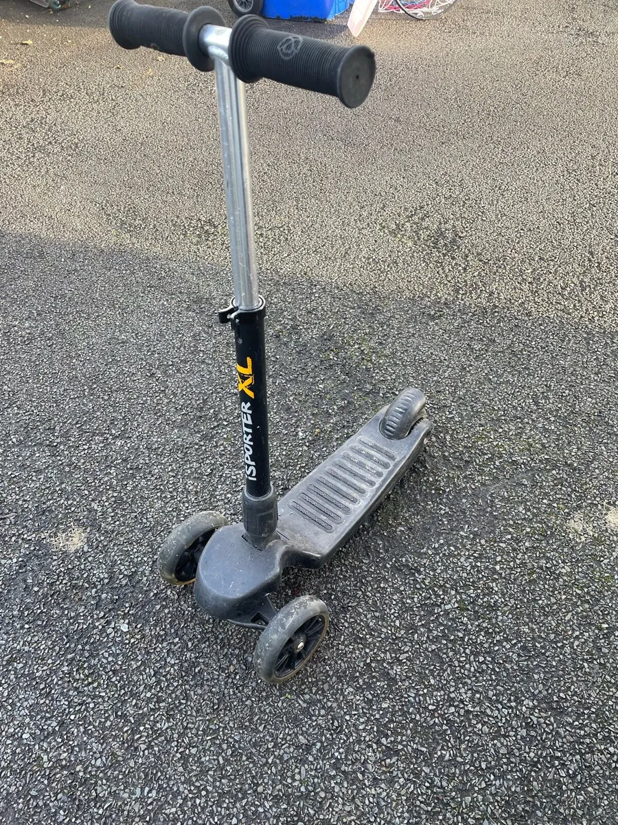 Scooter - Image 2