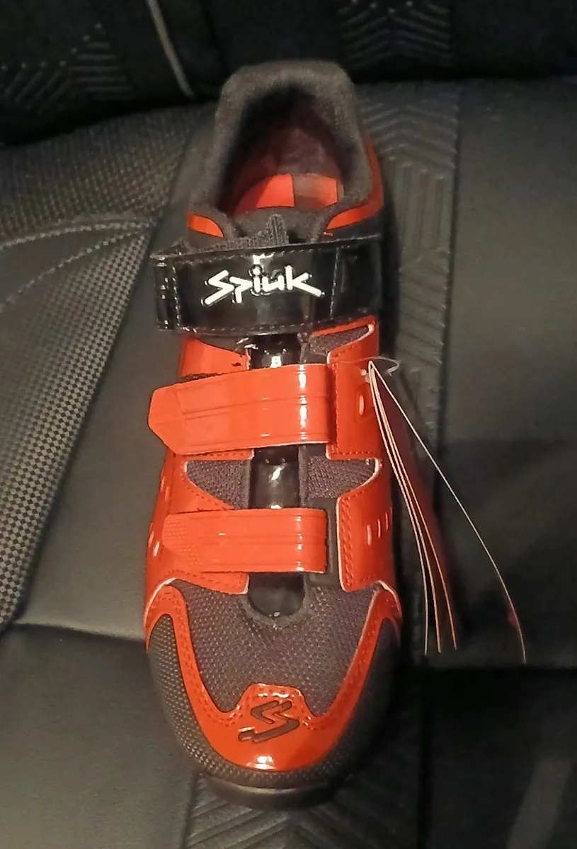 Spiuk mountain bike shoes. Red size 8. New. - Image 1