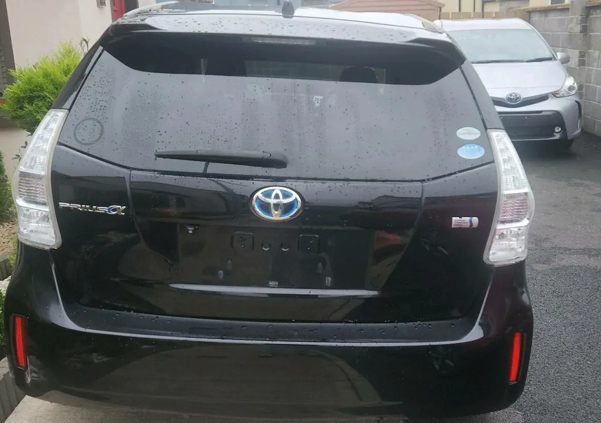 Toyota Prius Alpha 7 Seater Automatic 1.8 Hybrid - Image 3