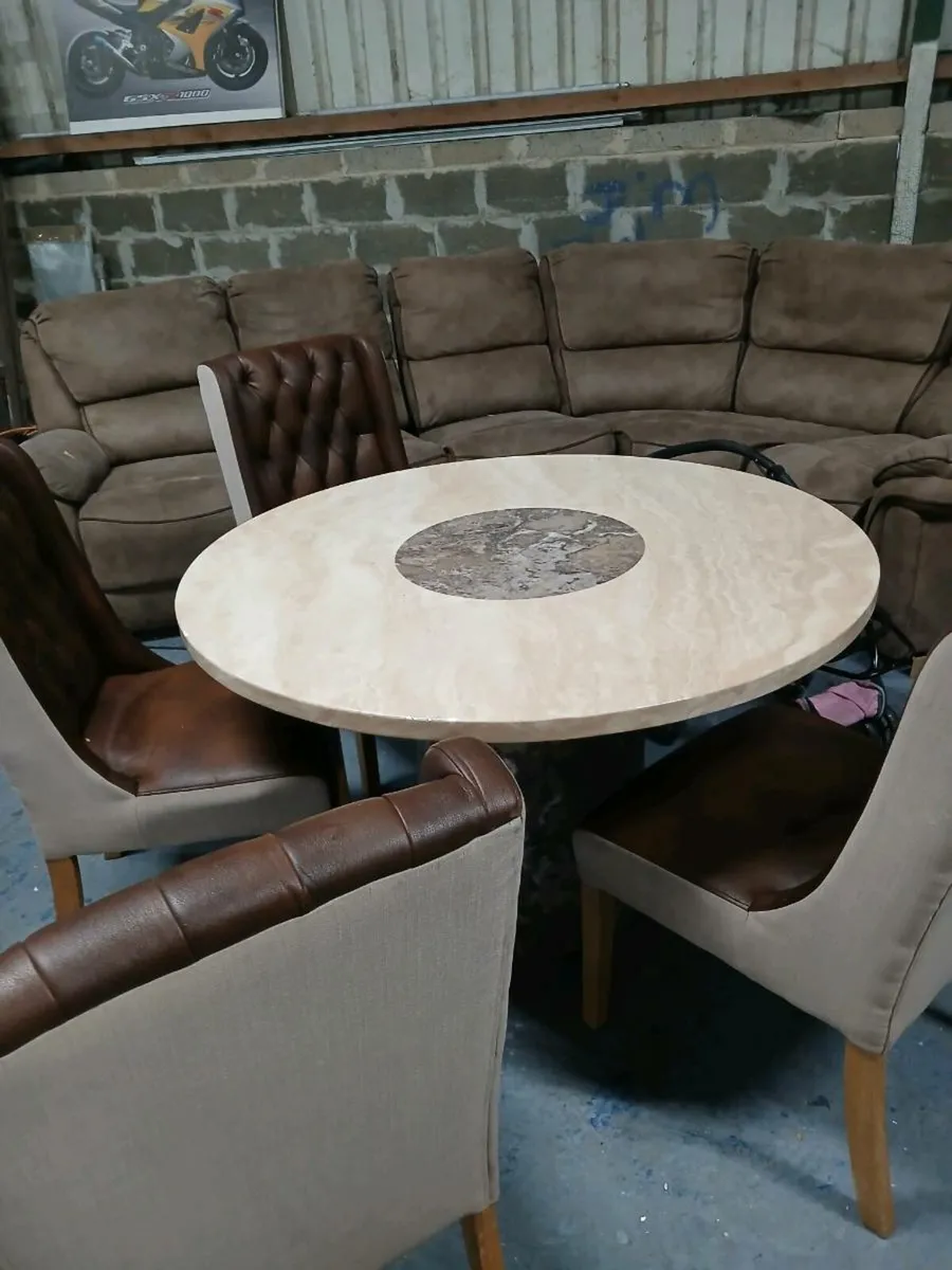 Marble table and 4 chairs bargin - Image 2