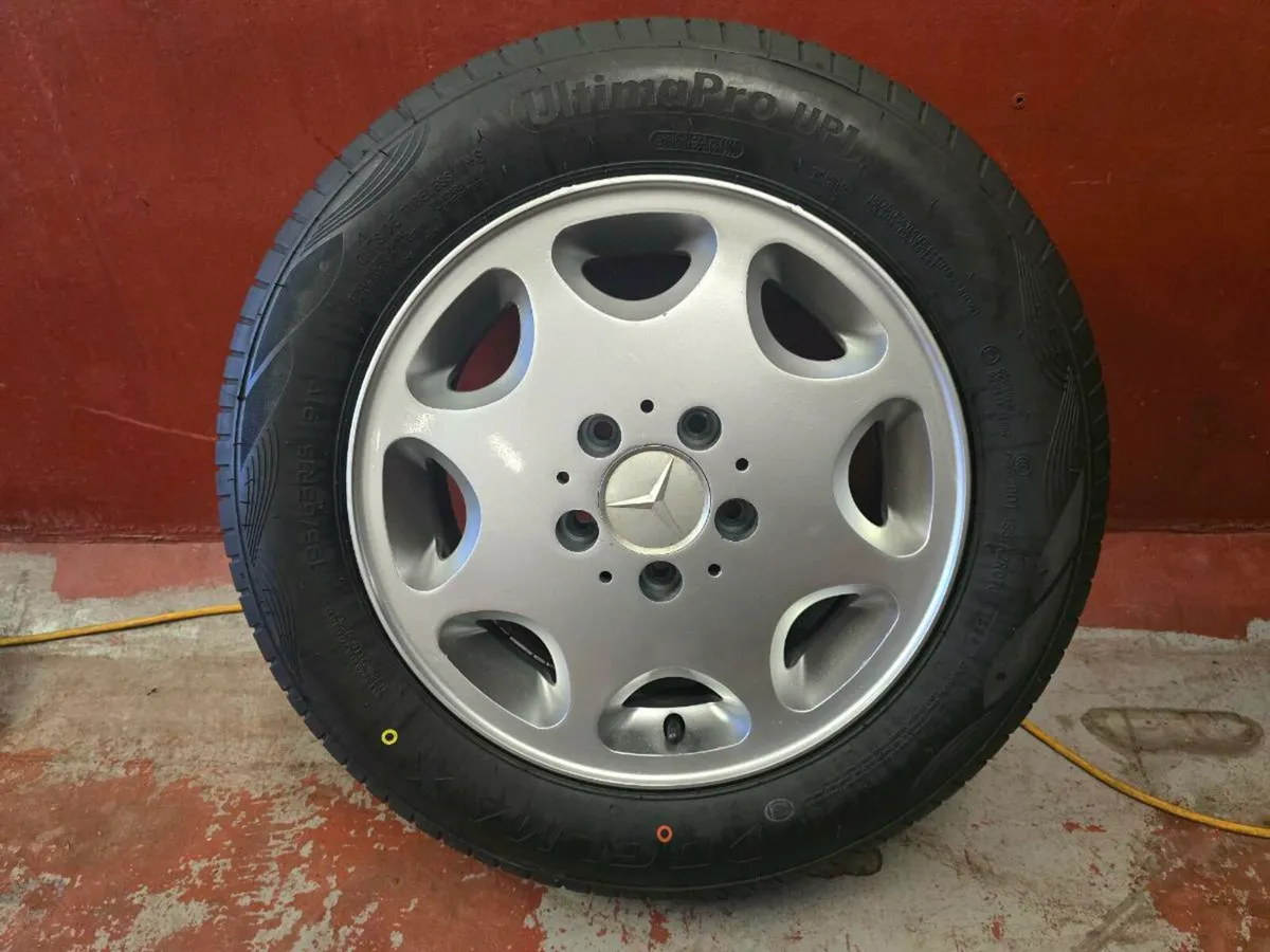 Mercedes w124 Parts - Image 1