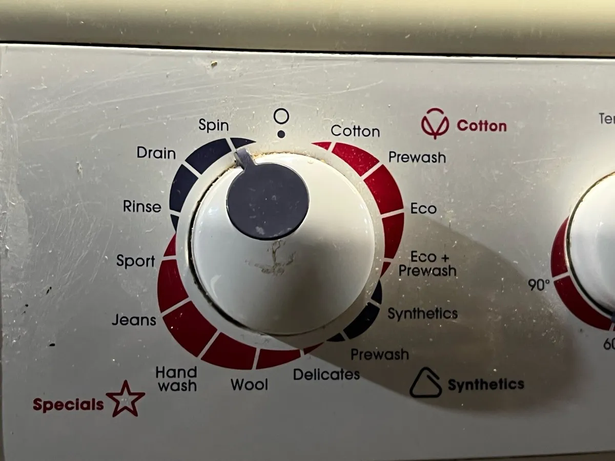 Washing machine - Image 2