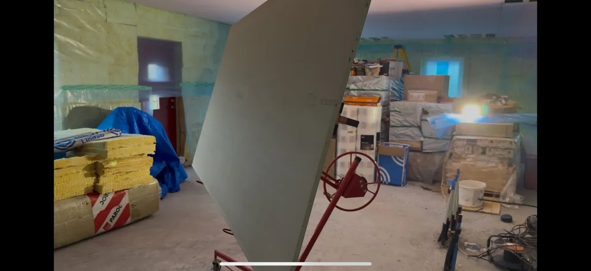 Plasterboard Lift - Image 3