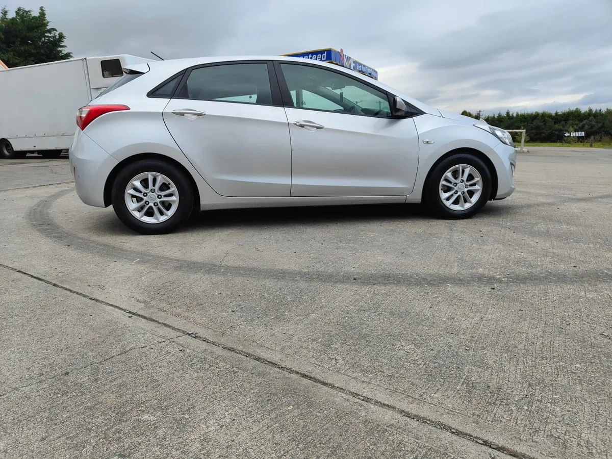 Hyundai i30 – 1.6 Diesel - Image 2