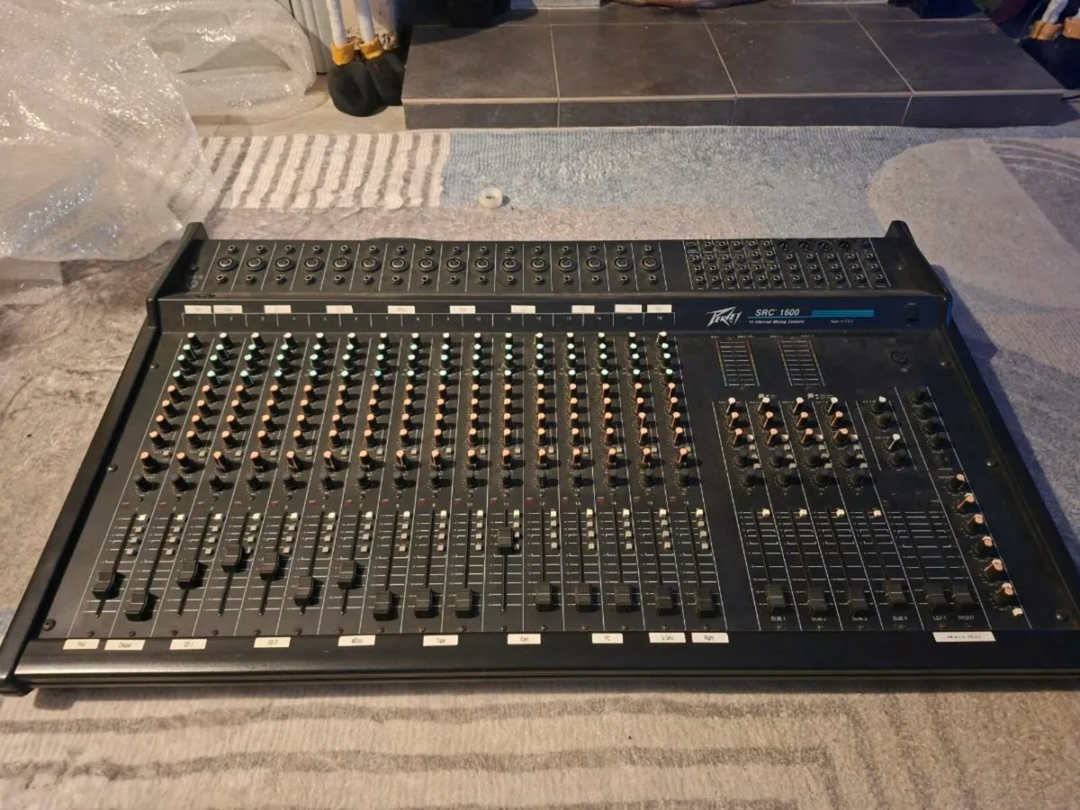 Peavey SRC 1600 Mixer made in USA - Image 1