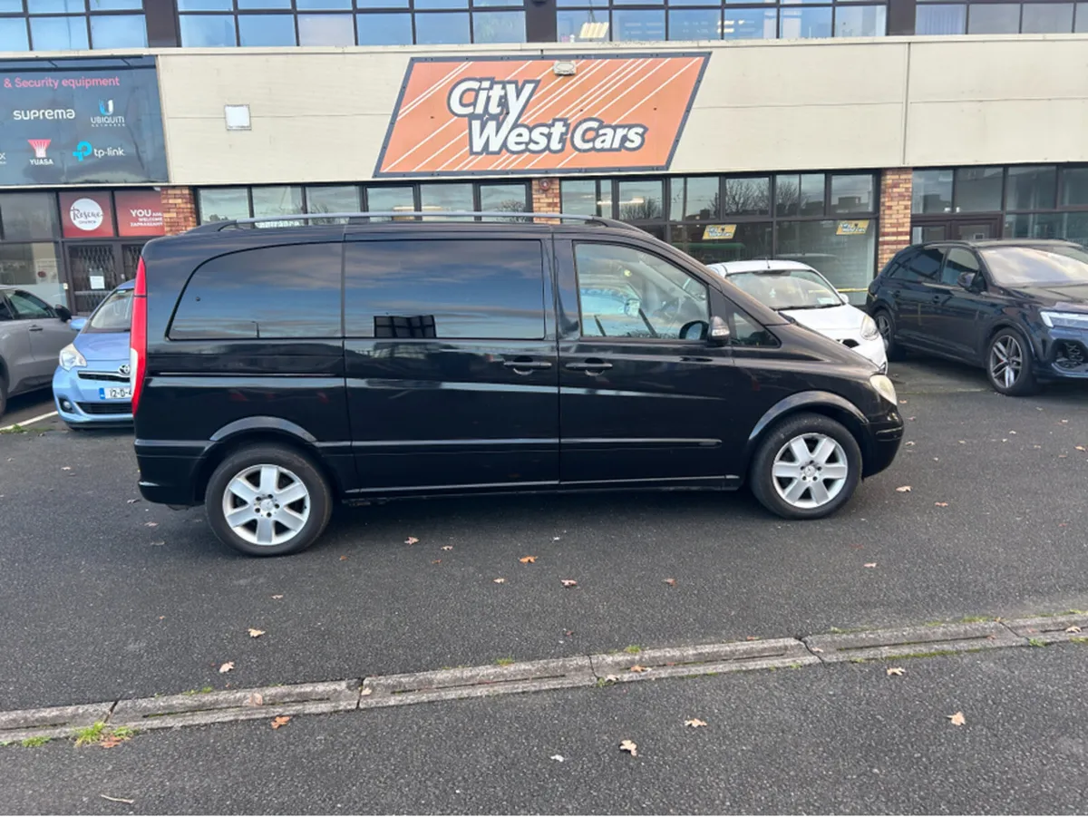 Mercedes-Benz Viano AUTO//ELECTRIC WHEEL CHAIR RAM - Image 1