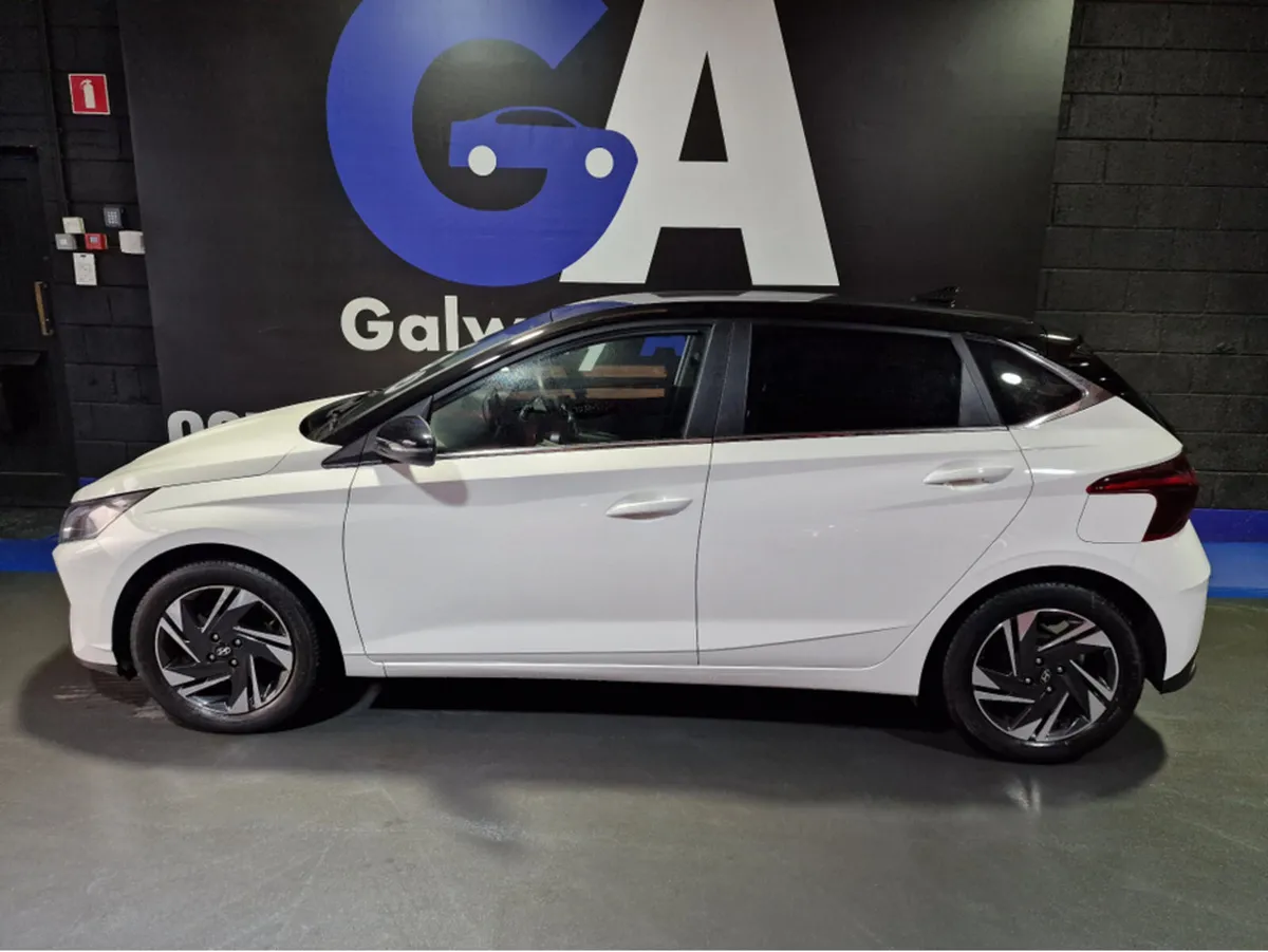 Hyundai i20 DELUXE PLUS 2TONE-55K KM ONLY-VIRTUAL - Image 3