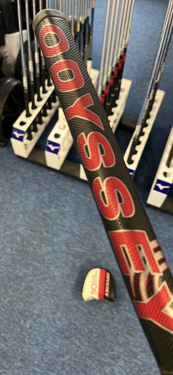 Odyssey 2 ball putter pristine - Image 2