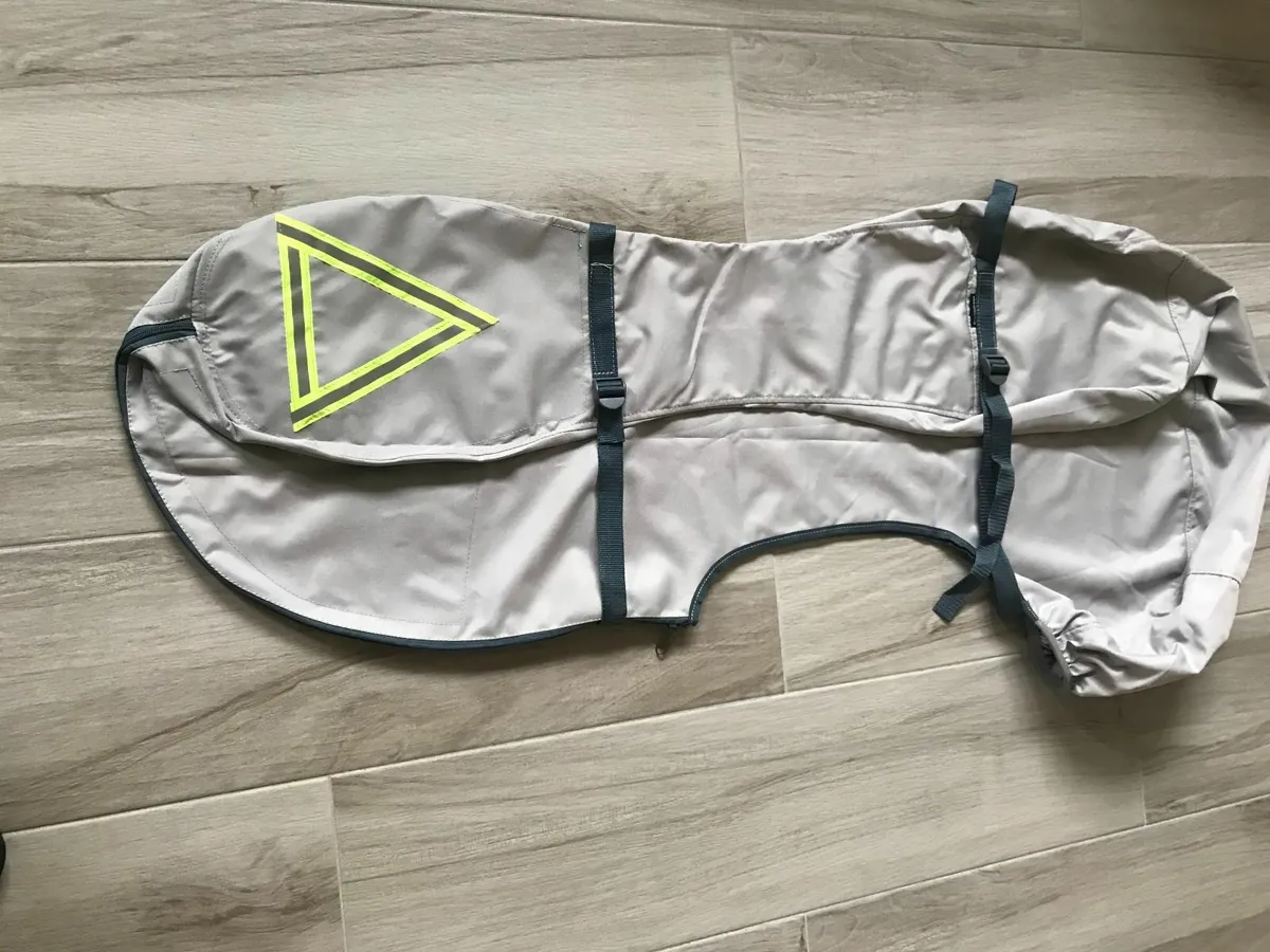 Outboard engine covers for storage /transportation - Image 3