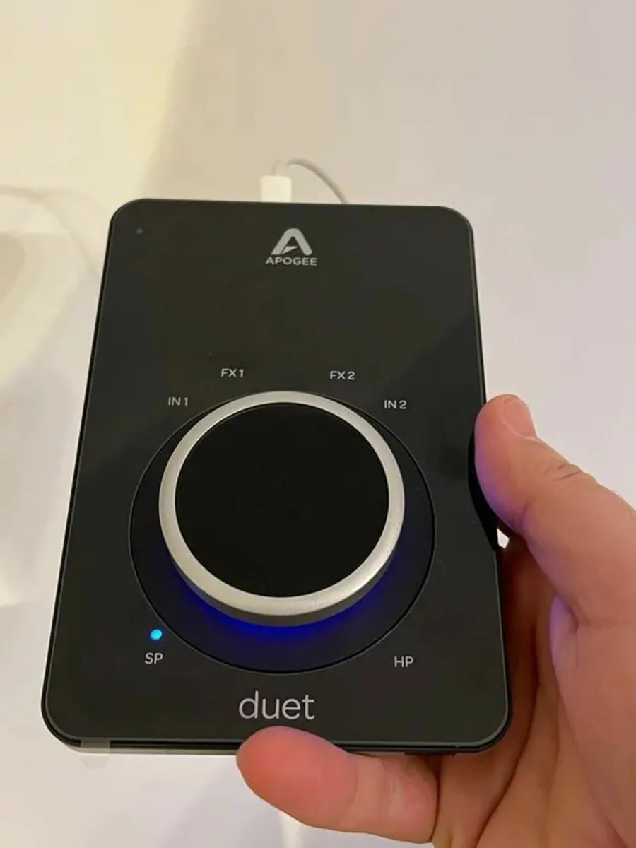 Apogee Duet 3 USB C Audio Interface + accessories - Image 2