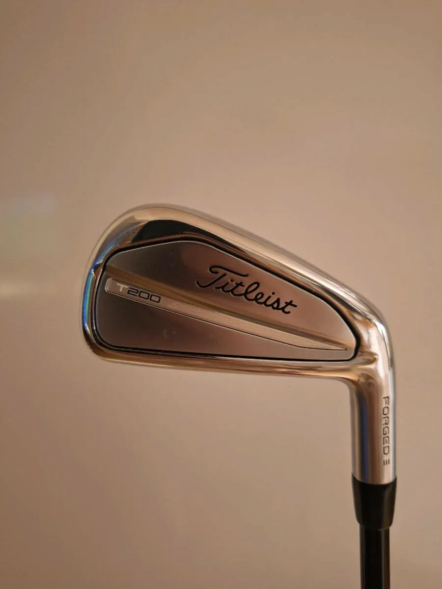 T200 2 iron - Image 1