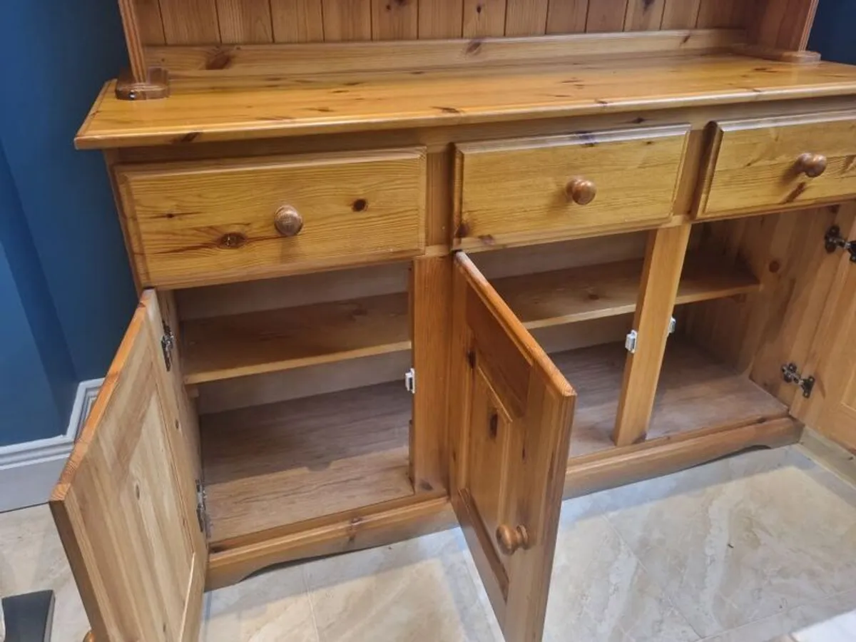 pine dresser - Image 3